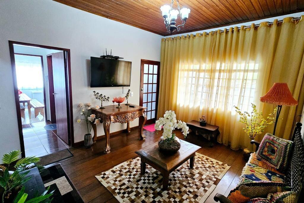 Вилла Casa Dos Coelhos, 750M Do Centro, Ate 12 Pessoas Тирадентис Экстерьер фото